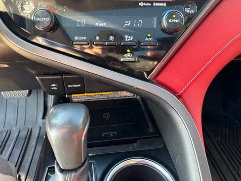 Used 2019 Toyota Camry XSE FWD image 25