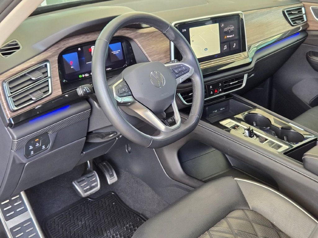 Used 2025 Volkswagen Atlas SEL Premium R-Line AWD/4WD image 10