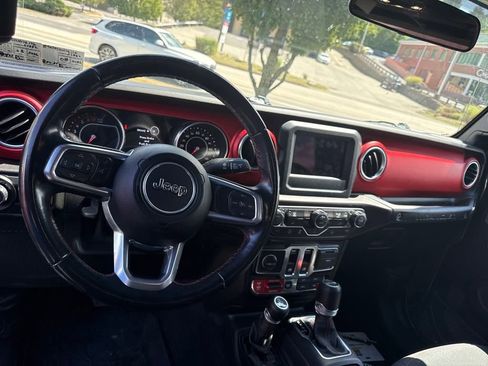 Certified 2020 Jeep Wrangler Rubicon w/ LED Lighting Group image 15