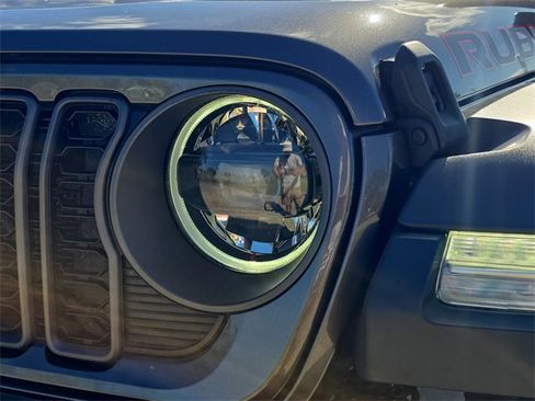 Used 2024 Jeep Wrangler Unlimited Rubicon image 7