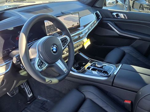 New 2026 BMW X5 xDrive40i w/ M Sport Package image 9
