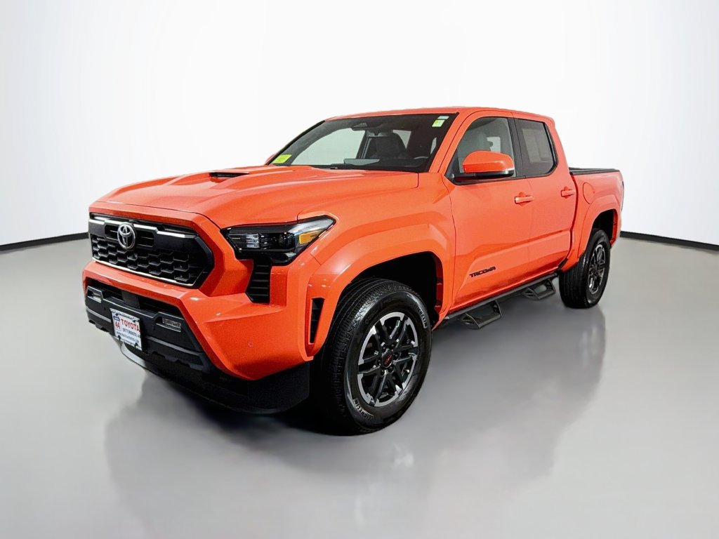 Used 2024 Toyota Tacoma TRD Sport w/ TRD Sport Upgrade Package RWD image 2