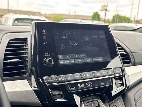 Used 2023 Honda Odyssey Sport image 19