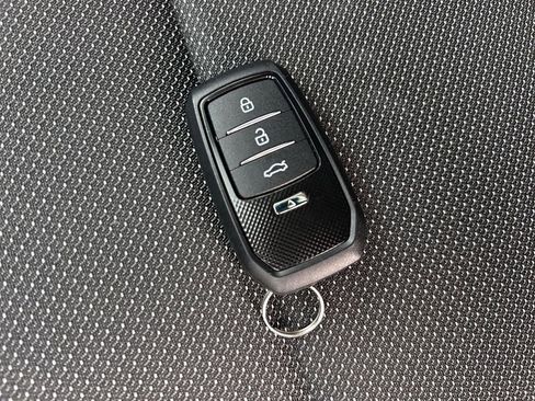 Used 2025 Kia EV6 Light AWD/4WD image 33