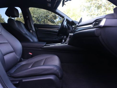 Used 2022 Honda Accord Sport image 17