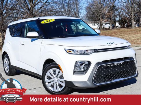 Used 2022 Kia Soul LX image 1