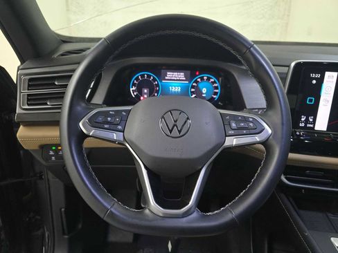 Used 2024 Volkswagen Atlas Cross Sport SE image 10
