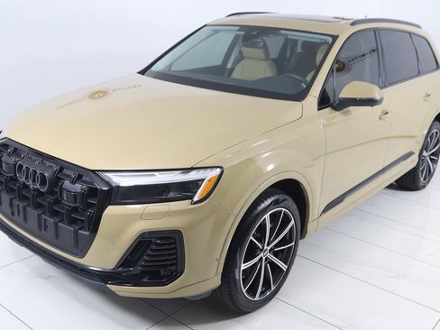 Used 2025 Audi Q7 Premium Plus w/ Premium Plus Package image 57