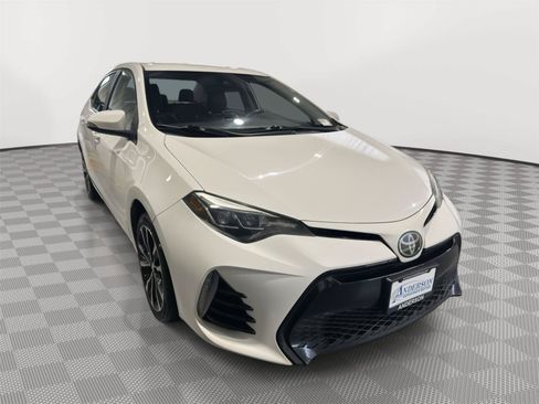 Used 2017 Toyota Corolla XSE w/ Carpet Mat Package (TMS) FWD image 5