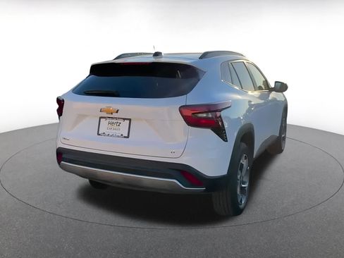 Used 2025 Chevrolet Trax LT image 14