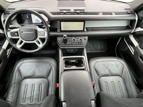 Used 2020 Land Rover Defender 110 SE image 14