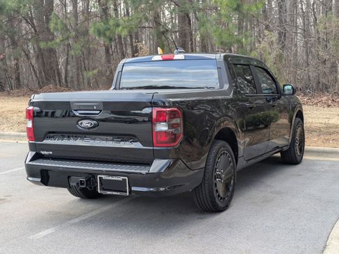 Certified 2025 Ford Maverick Lobo image 3