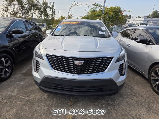 Used 2020 Cadillac XT4 Premium Luxury FWD image 2