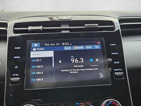 Used 2023 Hyundai Santa Cruz Night w/ Winter Package AWD/4WD image 11