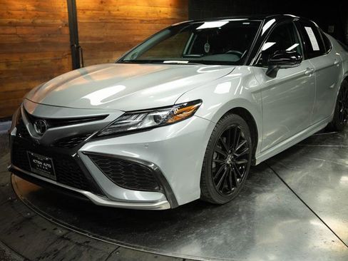 Used 2021 Toyota Camry XSE w/ Navigation Package image 2