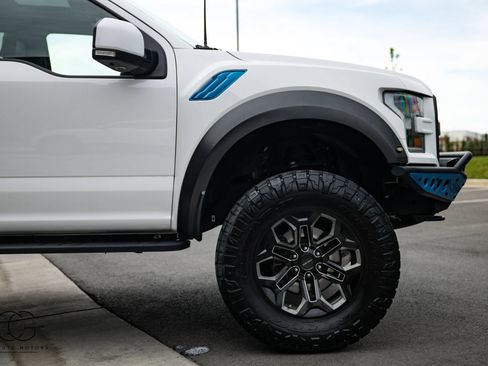 Used 2019 Ford F150 Raptor w/ Equipment Group 802A Luxury AWD/4WD image 20