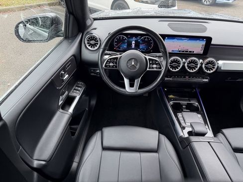Used 2022 Mercedes-Benz GLB 250 4MATIC image 15