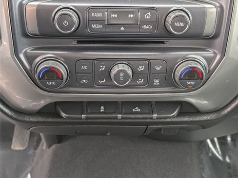 Used 2018 Chevrolet Silverado 1500 LT w/ All Star Edition AWD/4WD image 23