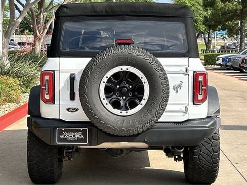 Used 2021 Ford Bronco Badlands image 5