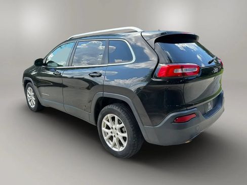 Used 2015 Jeep Cherokee Latitude w/ Comfort/Convenience Group FWD image 5