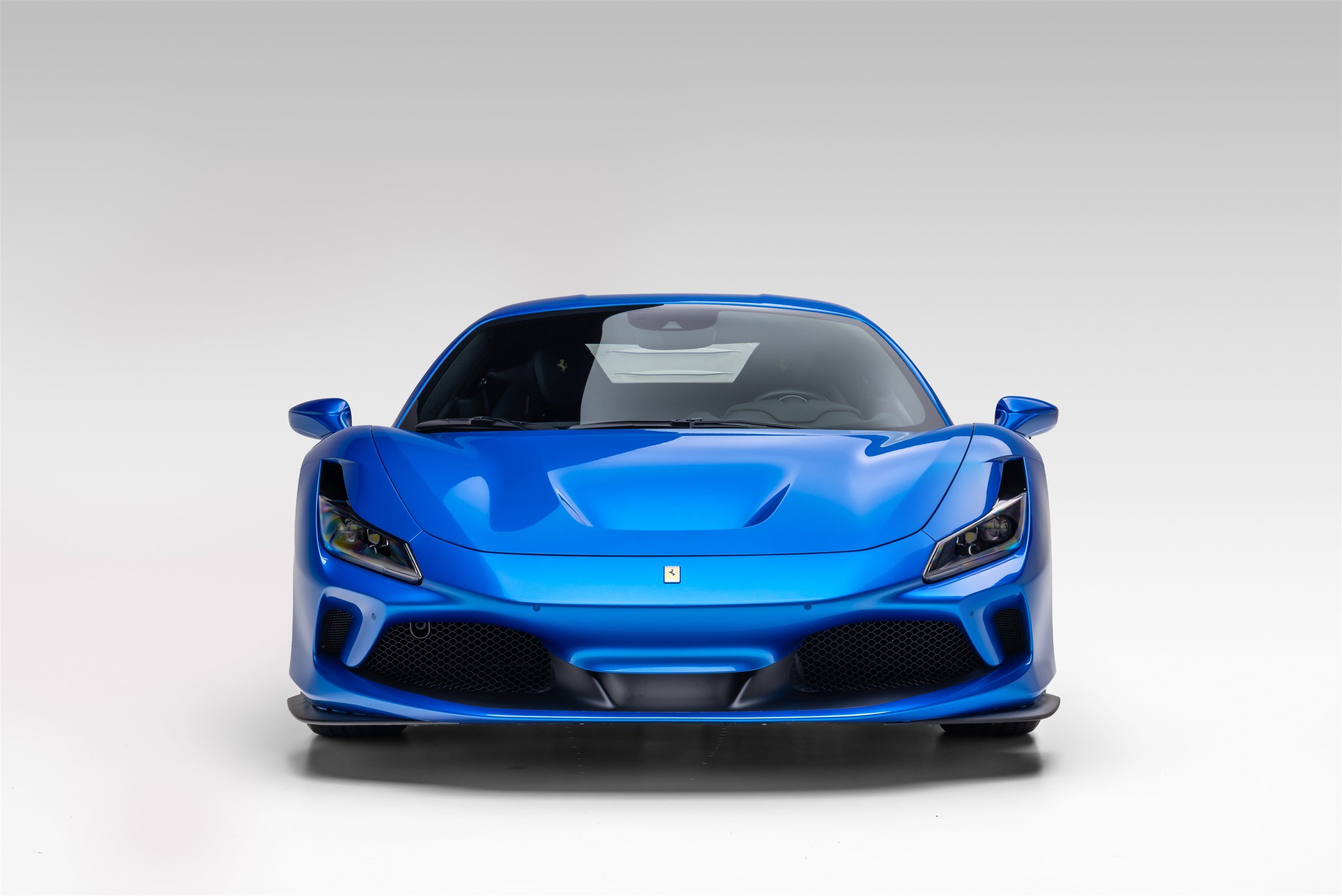 Certified 2021 Ferrari F8 Tributo RWD image 3