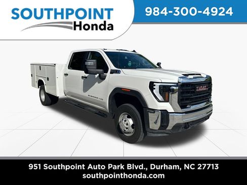 Used 2025 GMC Sierra 3500 Pro w/ Convenience Package AWD/4WD image 1