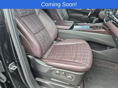 Used 2024 Cadillac Escalade ESV Sport Platinum w/ LPO, ONYX Package AWD/4WD image 23