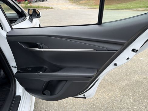 Used 2026 Toyota Camry SE w/ Convenience Package image 16