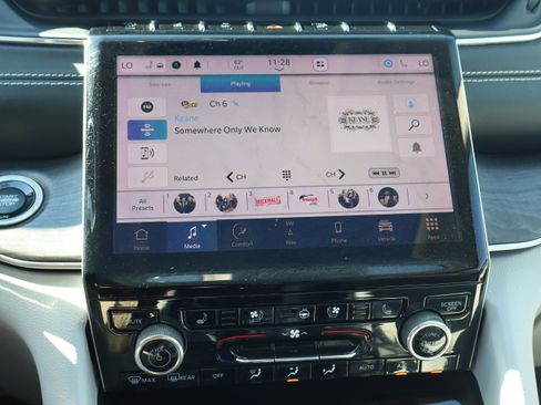 Used 2021 Jeep Grand Cherokee L Overland image 19