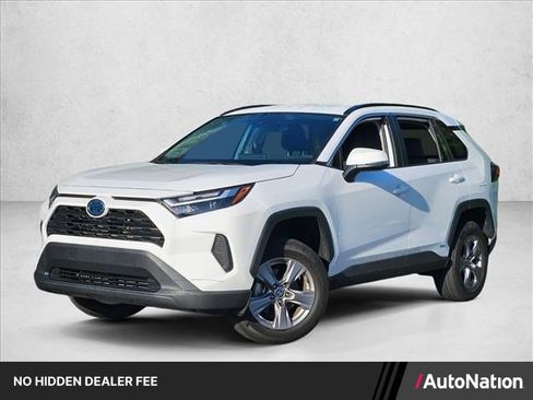 Used 2023 Toyota RAV4 XLE AWD/4WD image 1