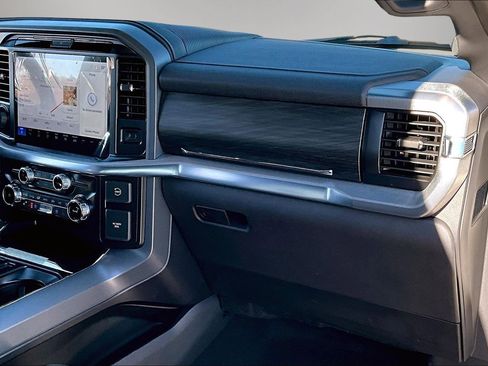 Used 2025 Ford F150 Lariat w/ Equipment Group 502A High image 27