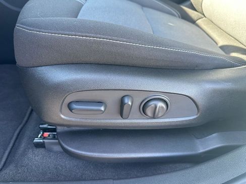 Used 2024 Chevrolet Blazer LT w/ Convenience Package image 23