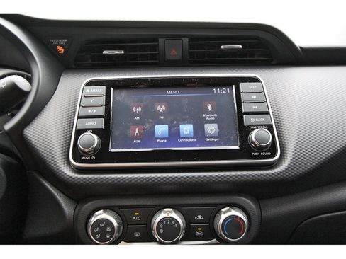 Certified 2025 Nissan Kicks Play S FWD image 22