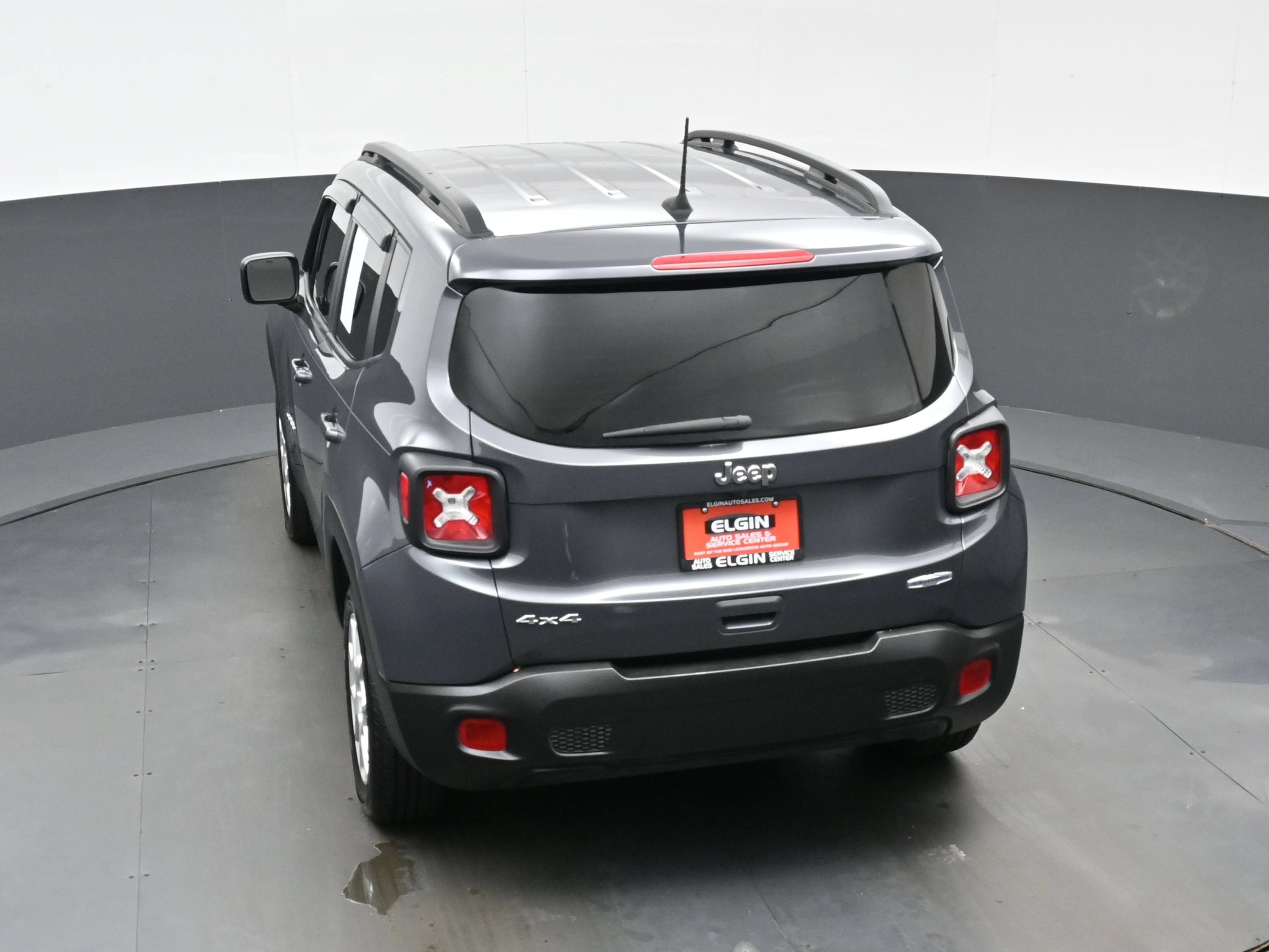 Used 2022 Jeep Renegade Latitude AWD/4WD image 36