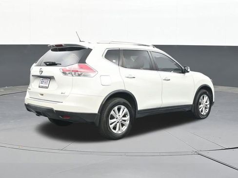 Used 2016 Nissan Rogue SV FWD image 16