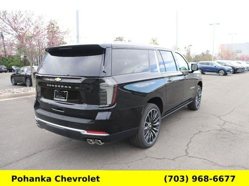 New 2026 Chevrolet Suburban High Country AWD/4WD image 7