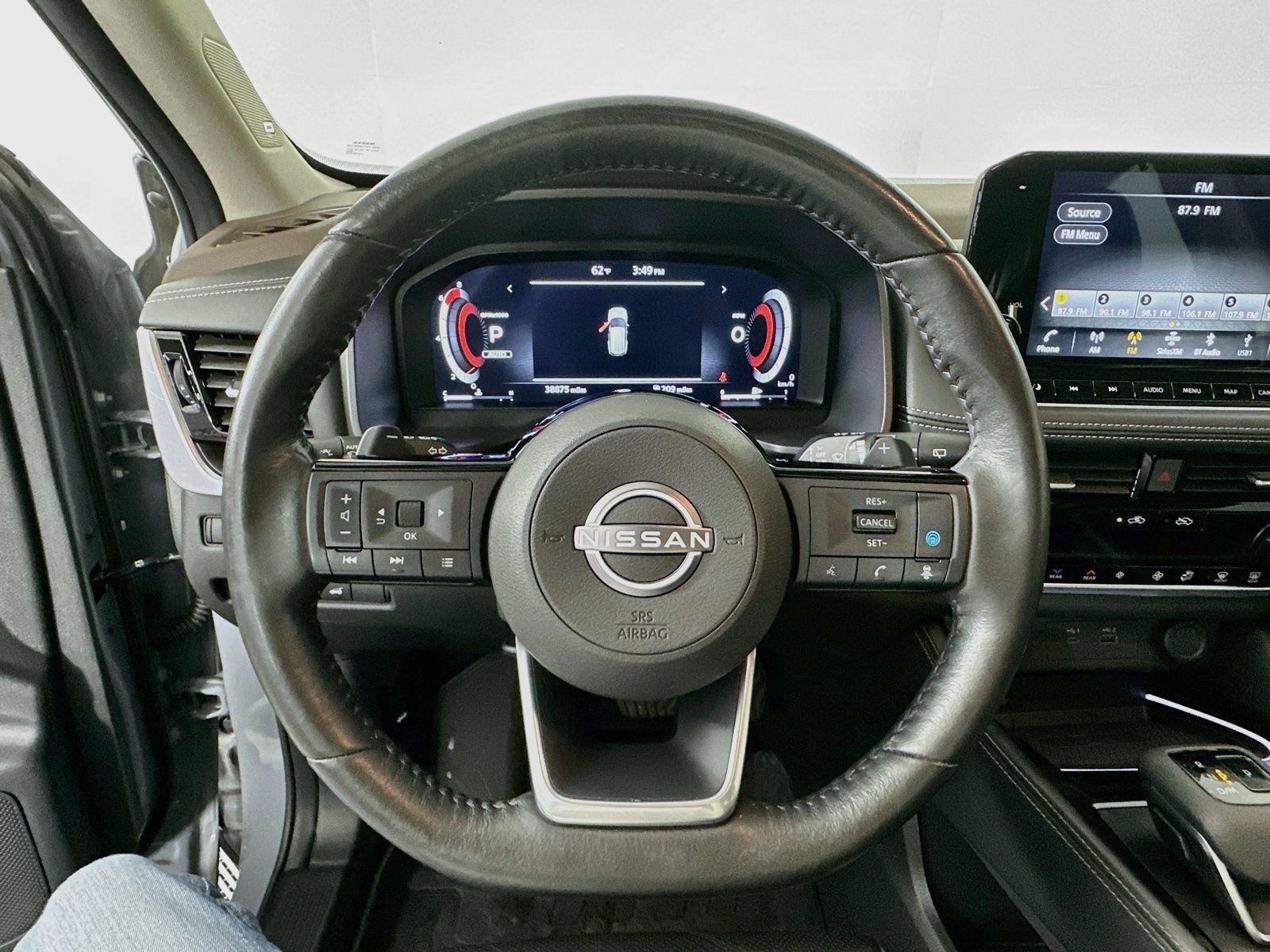 Used 2022 Nissan Rogue Platinum w/ Head-Up Display Package AWD/4WD image 11