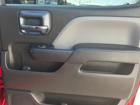 Used 2018 Chevrolet Silverado 1500 Custom AWD/4WD image 19