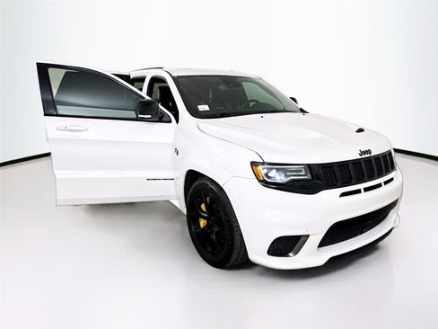 Used 2019 Jeep Grand Cherokee Trackhawk w/ Trailer Tow Group IV image 16