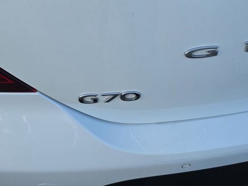 Used 2022 Genesis G70 2.0T w/ Prestige Package image 6