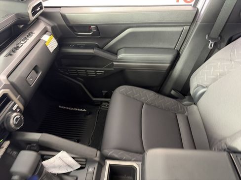 New 2026 Toyota Tacoma SR5 RWD image 21