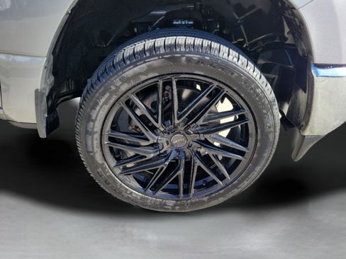 Used 2024 RAM 1500 Big Horn RWD image 30
