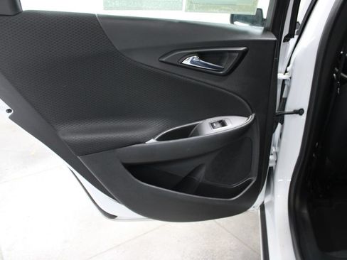 Used 2025 Chevrolet Malibu LT FWD image 22