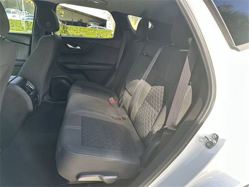 Used 2019 Chevrolet Blazer LT image 27