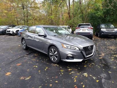 Used 2020 Nissan Altima 2.5 SV