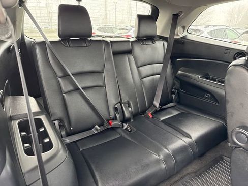 Used 2022 Honda Pilot Touring image 14