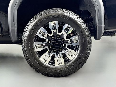 New 2026 GMC Sierra 3500 Denali w/ Denali Reserve Package AWD/4WD image 32