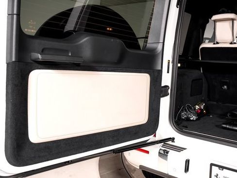 Used 2024 Mercedes-Benz G 550 image 6