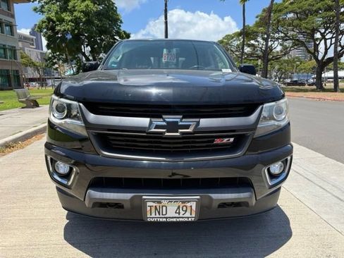 Used 2018 Chevrolet Colorado Z71 AWD/4WD image 2