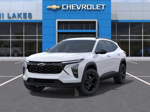 New 2026 Chevrolet Trax LT w/ Driver Confidence Package FWD image 6